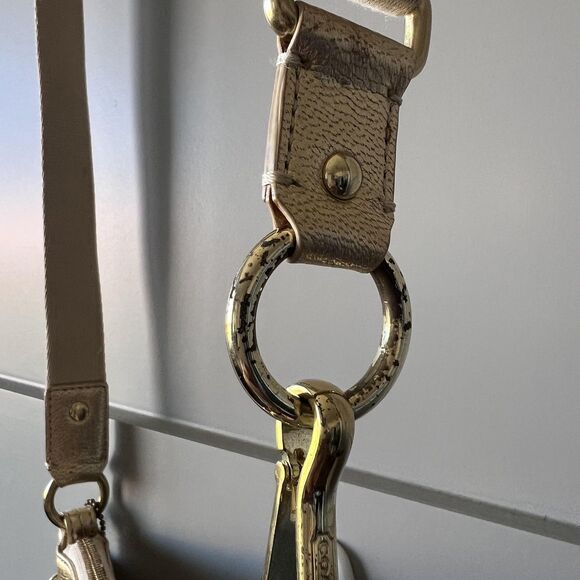 Coach Patchwork Crossbody Bag Womens Gold Metallic Signature Swingpack 42883 - Picture 4 of 15